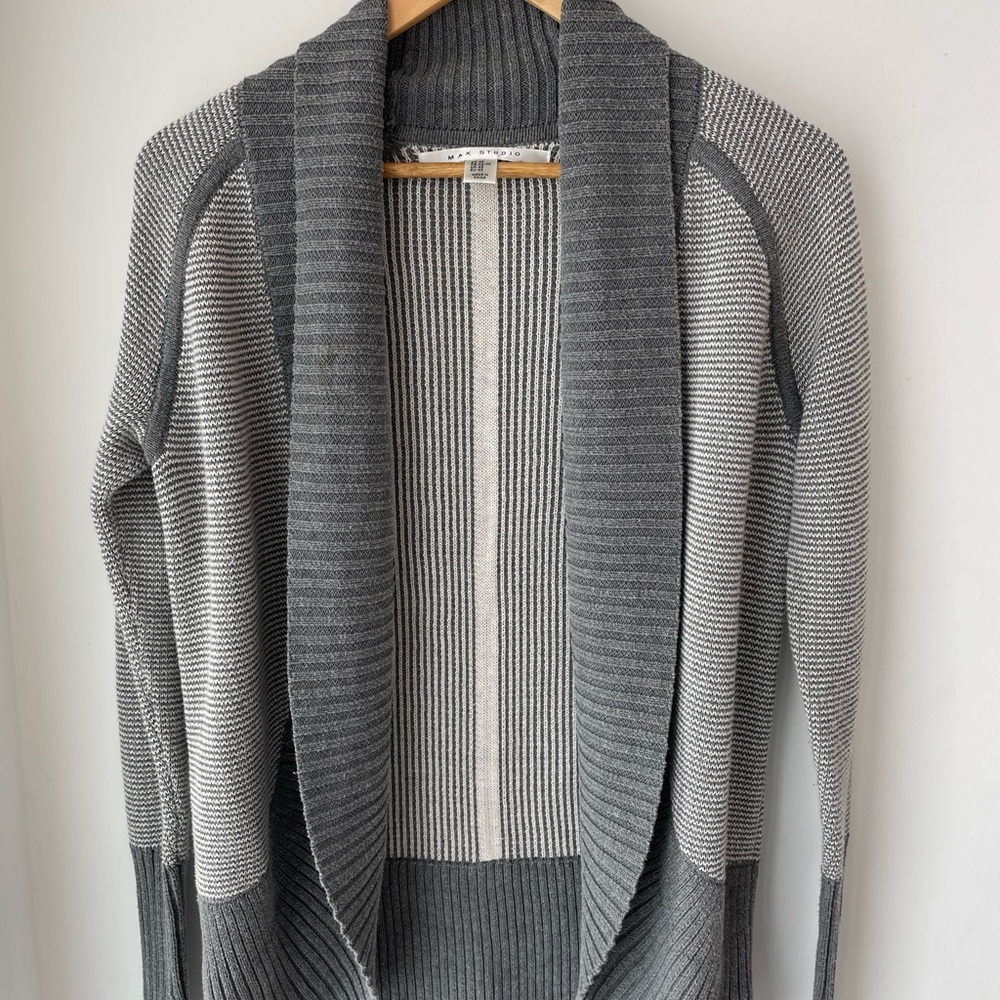 Max Studio Two-Tone Gray Open Cardigan